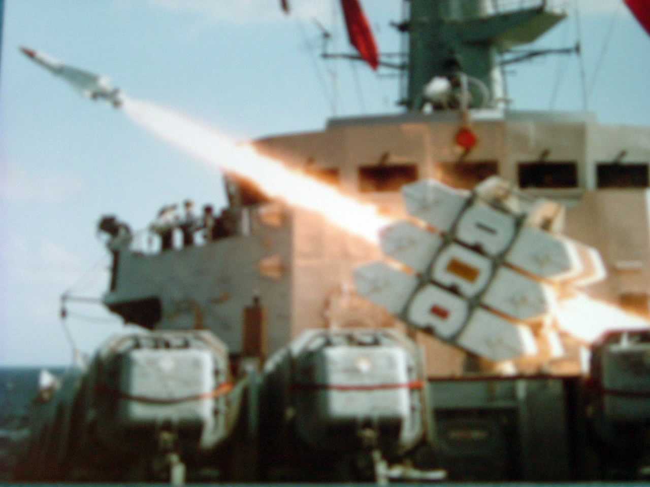 A Seawold Missile firing from the HMS Brazen in 1985