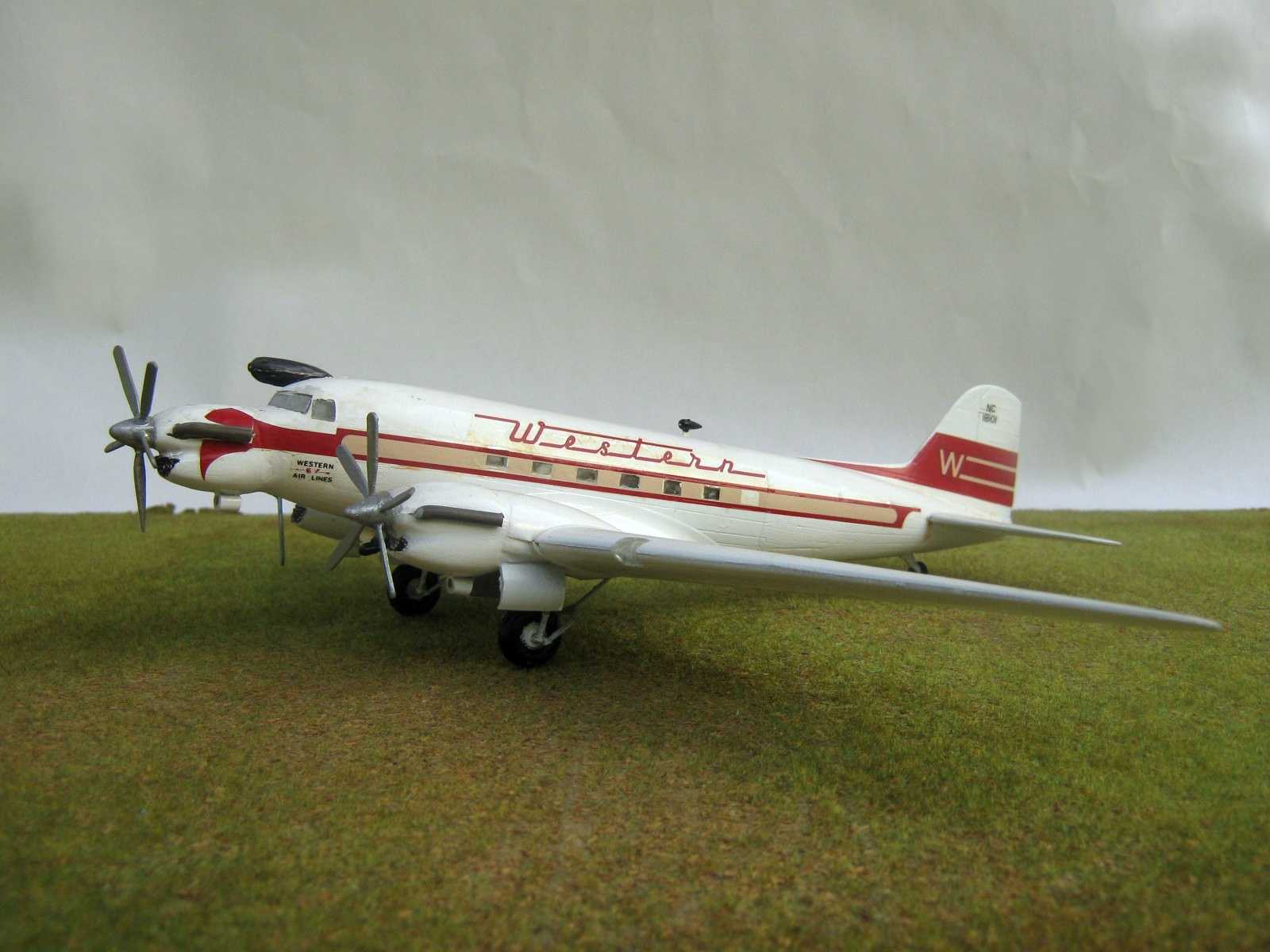 Super Rare Douglas DC-3 Tri-motor