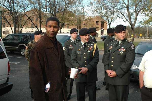 Denzel Washington with Military Officers