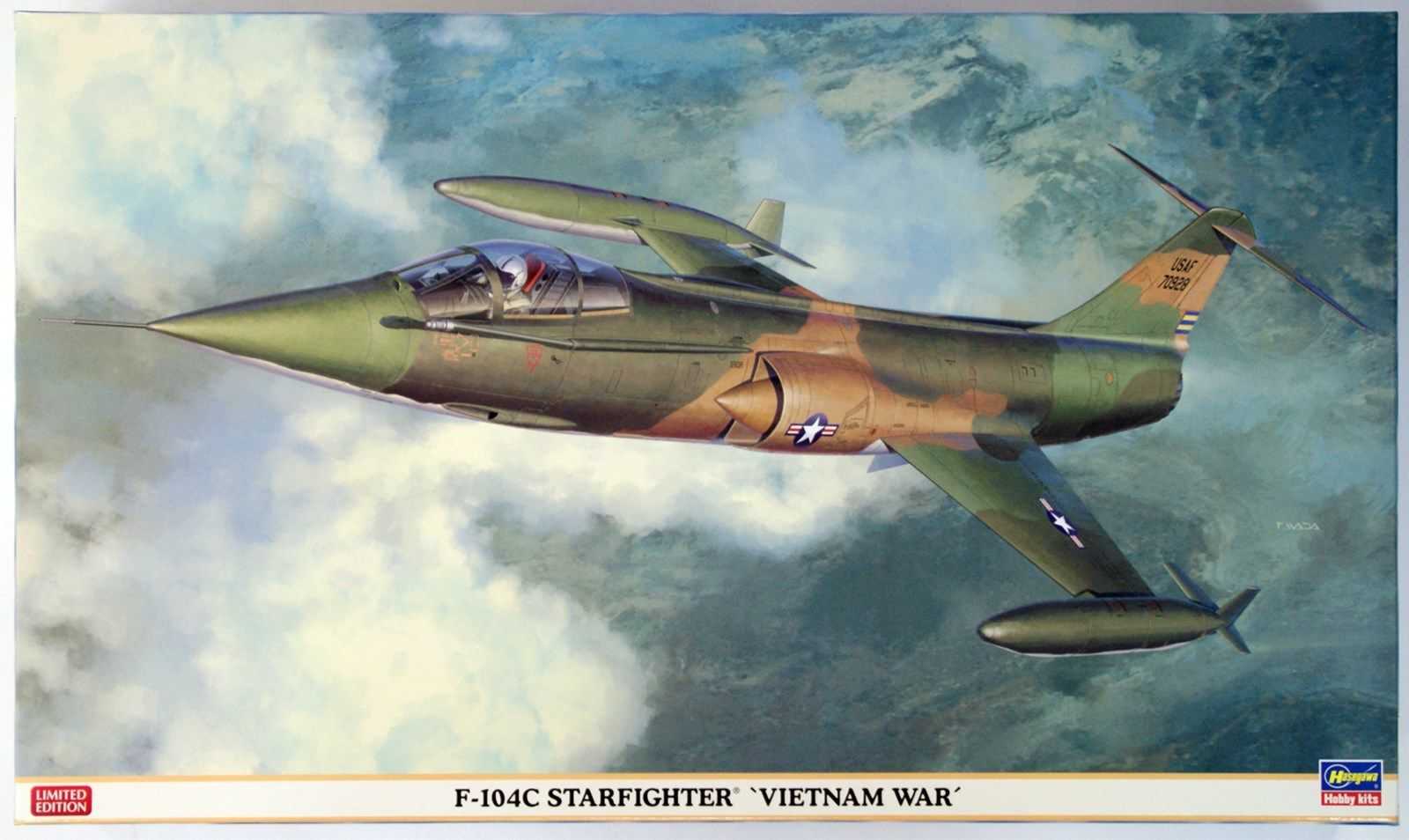 D-104C Starfighter Vietnam 1/32 Scale Model Airplane