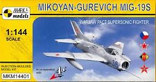 Russian MiG-19 Mikoyan Gurevich Model Airplanes