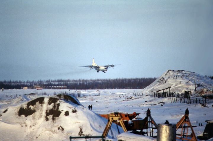 Antonov 12 landing at the Khatanga airport in northern siberia
