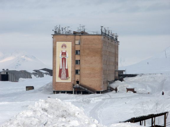 Russian housing in Barentsburg.