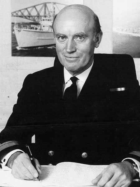 HMS Intrepid Ships Captain